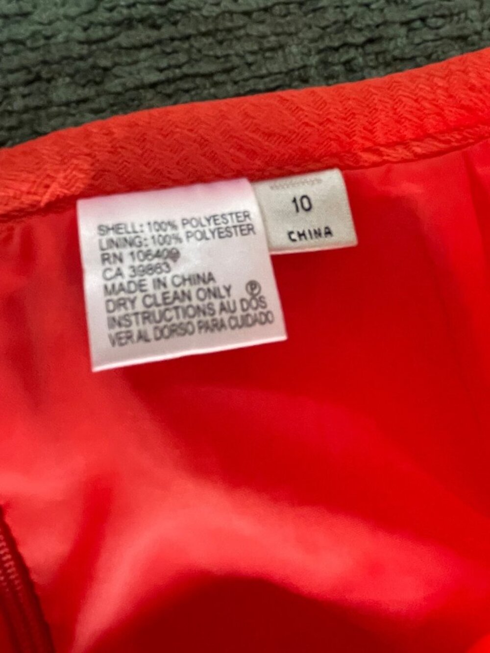 Tahari Arthur S. Levine Red Textured Skirt Suit With Short Sleeve Blazer Size 10 - Picture 8 of 10